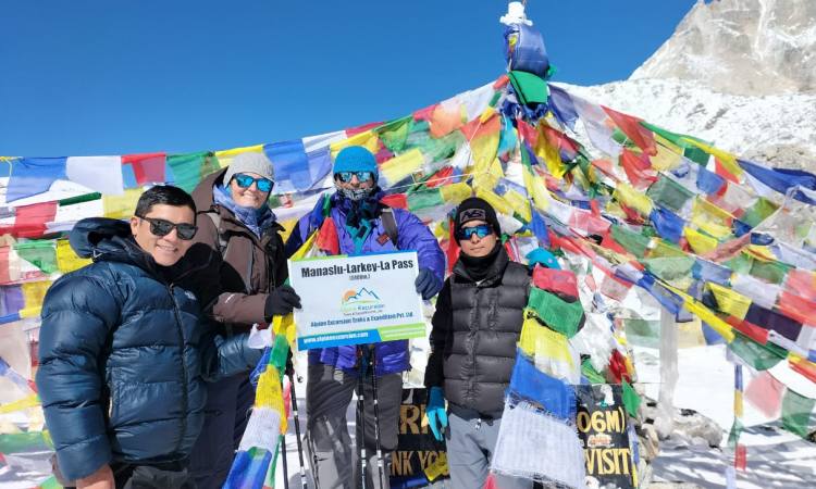 Manaslu Circuit Trek 2023-2024